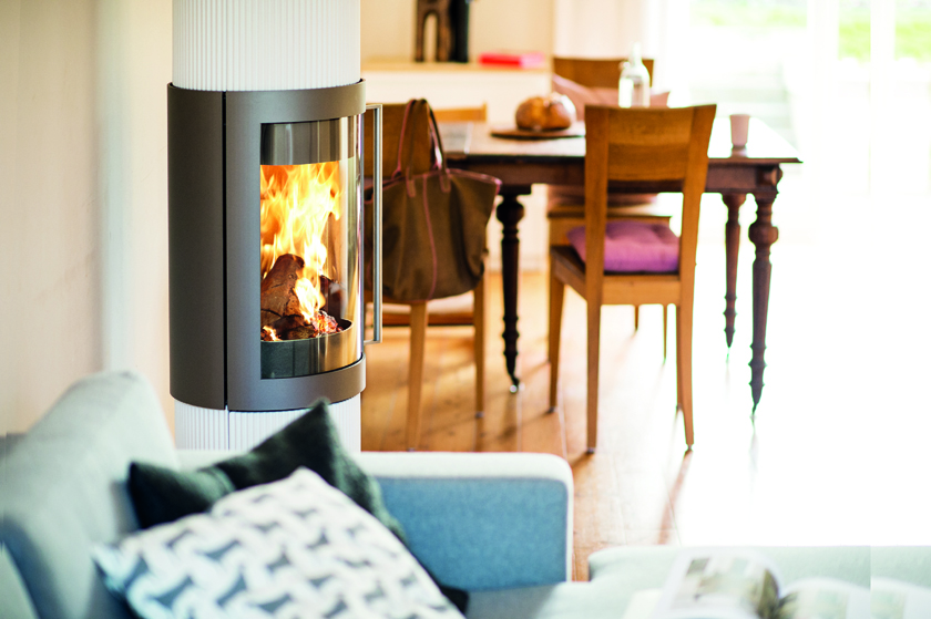 HASE Kaminofen Elvas weiß Wohnraumbild