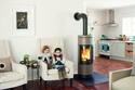 /fileadmin/Resources/Public/images/Presse/Lima/Hase_Lima_Homestory_MaedchenSessel_5615_A4.jpg